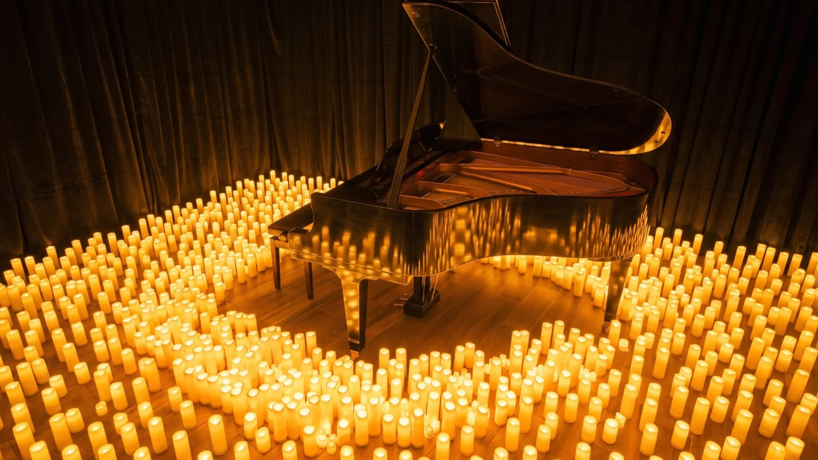 Unique "I like Chopin" Candlelight Concerts